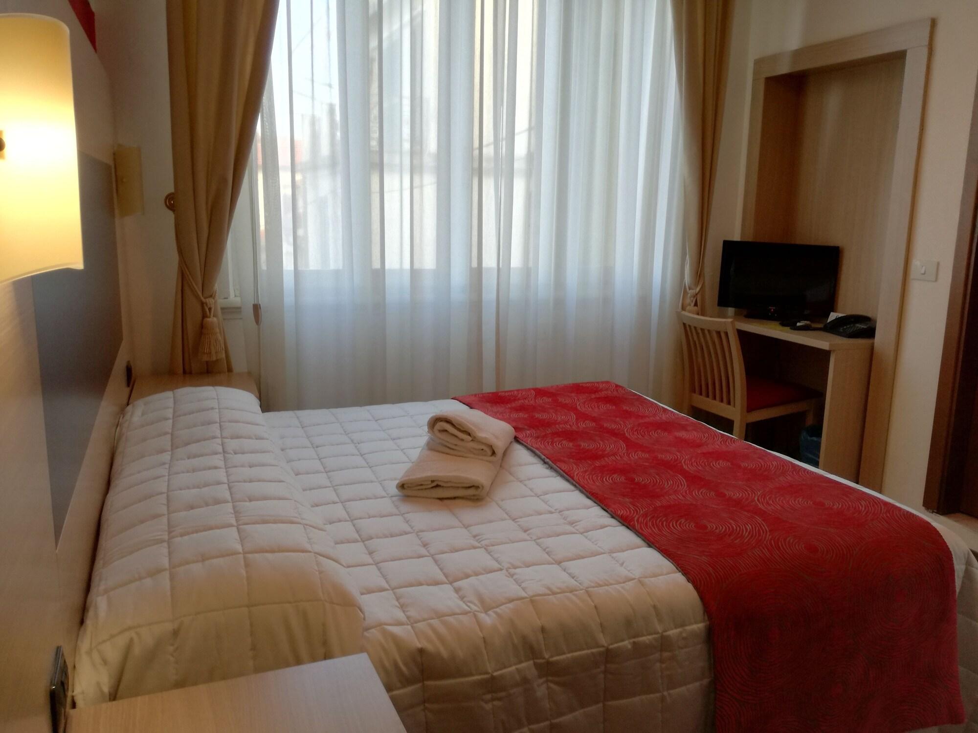 Hotel Playa ヴィアレッジョ エクステリア 写真