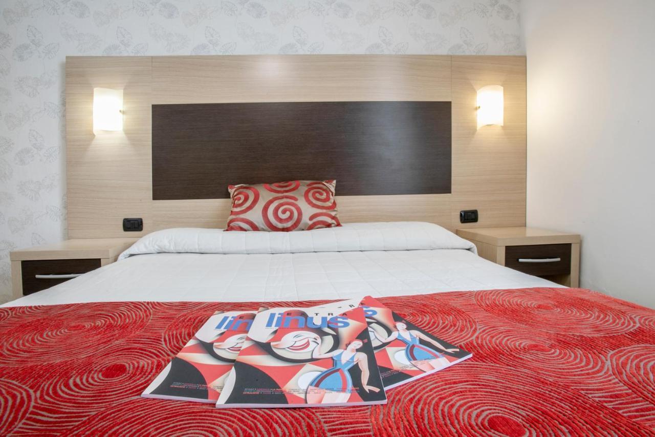Hotel Playa ヴィアレッジョ エクステリア 写真