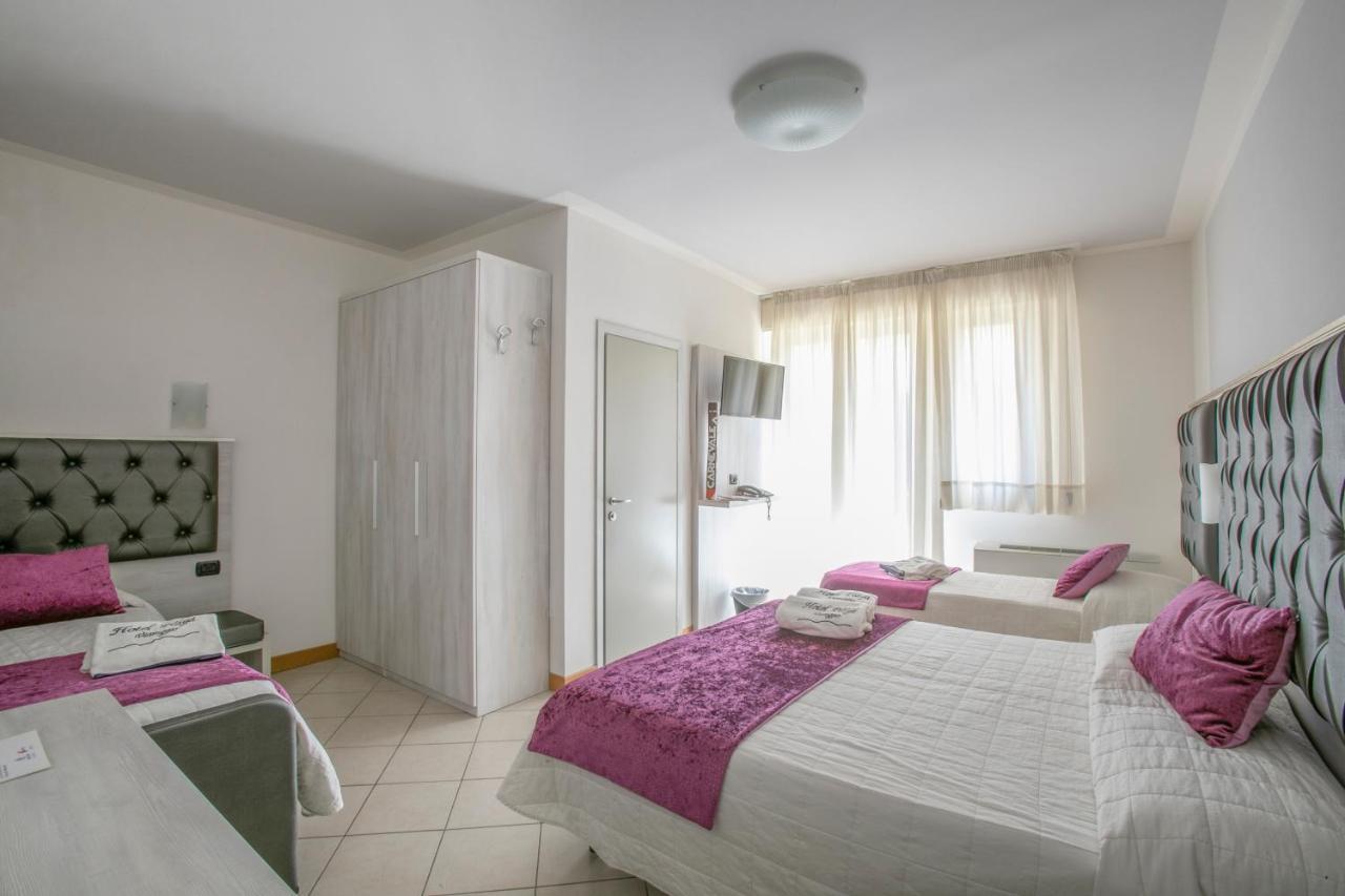 Hotel Playa ヴィアレッジョ エクステリア 写真